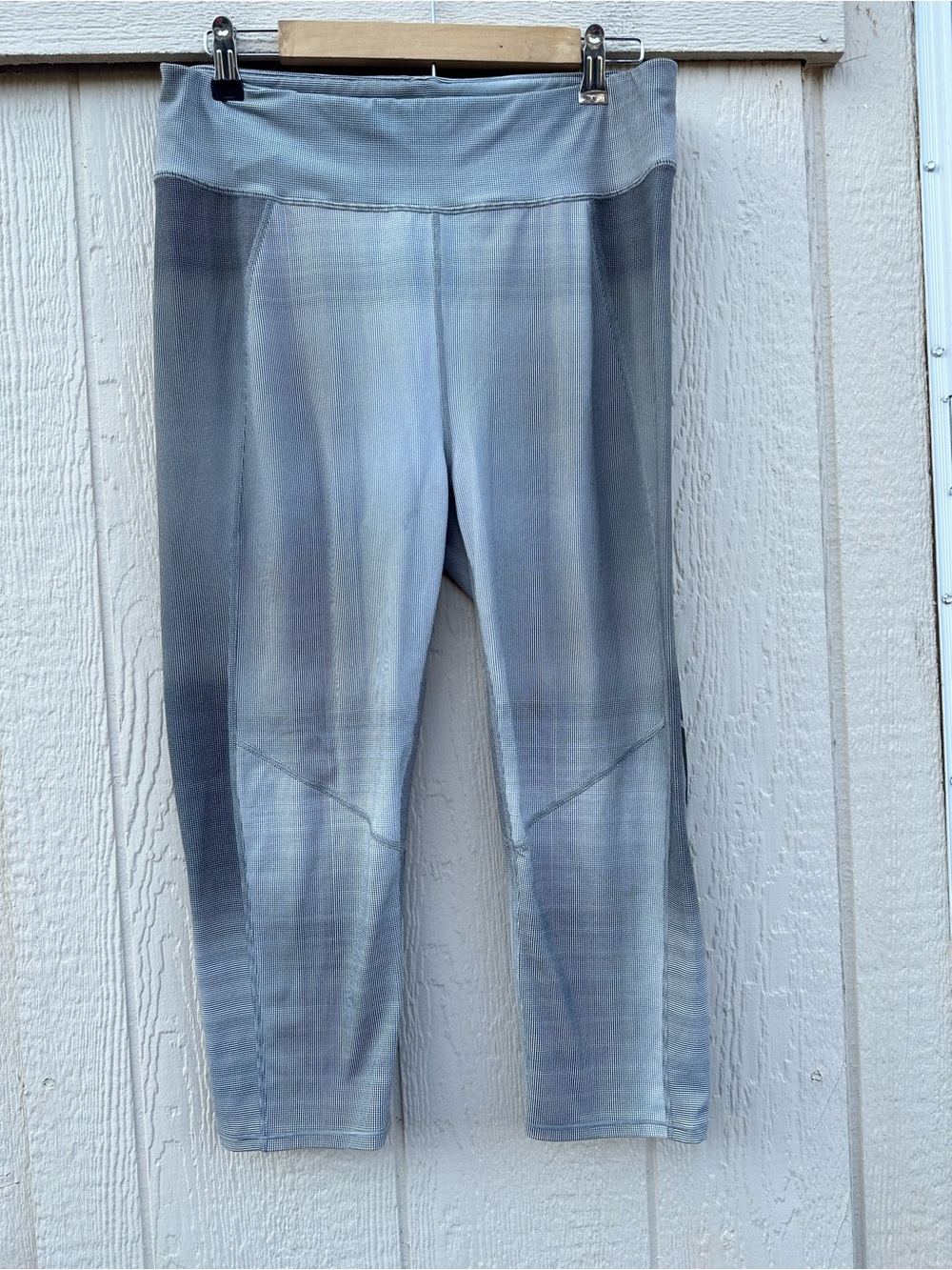 Elie Tahari Sport activewear
